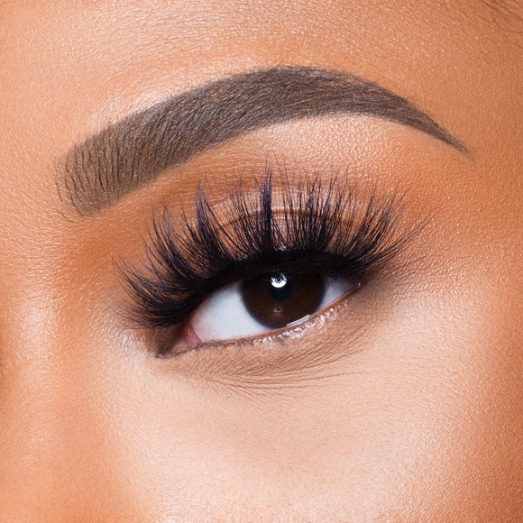 Juvia's Place "Cleopatra" faux lashes - Picture 1 of 6
